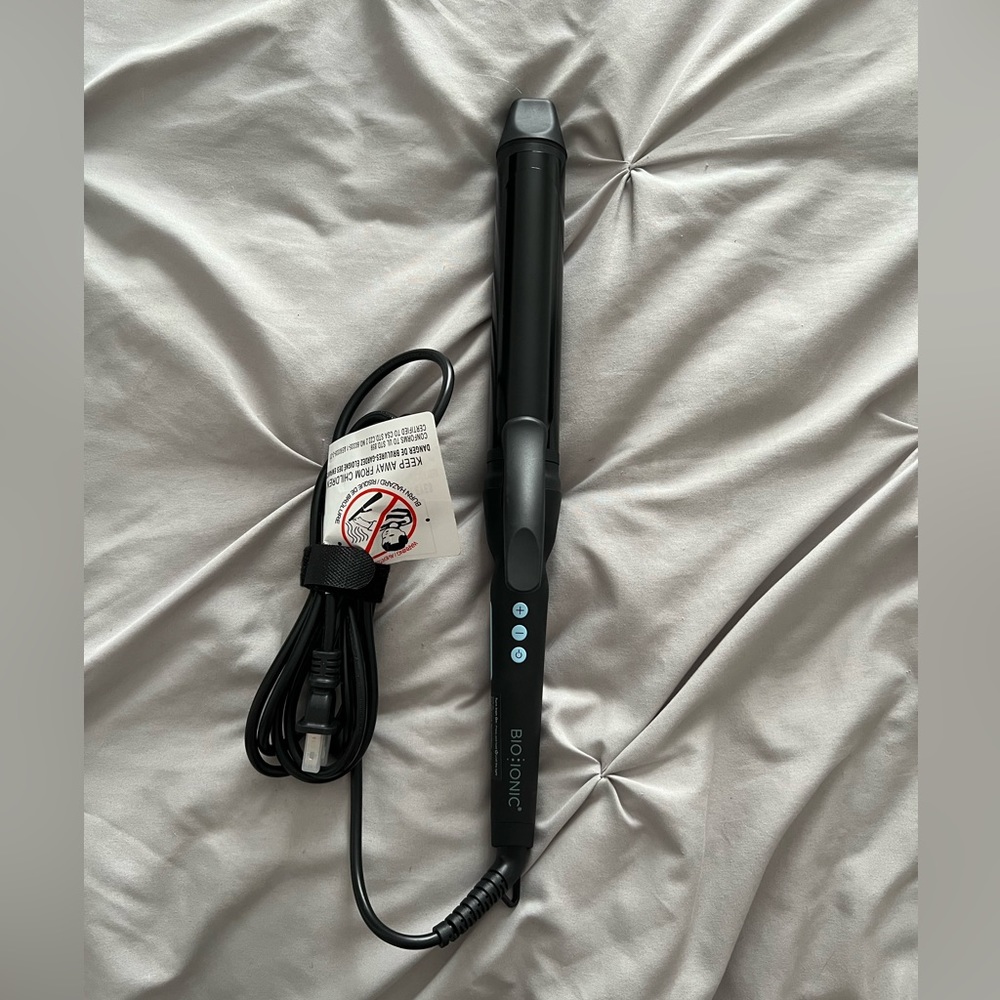 Bio Ionic 1.5” Long Barrel Curling Iron